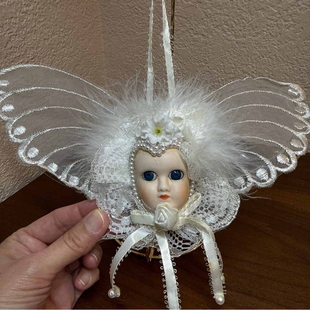VTG Unique! Porcelain Face Blue Eyes Christmas Butterfly Wings Angel‎ Ornament